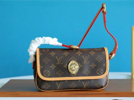 EH - Louis Vuitton Women Bags - 410 Discount