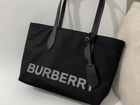 Envy Hold - Burberry Bags - 148 Hot on Sale