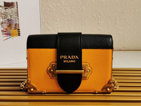 EH - Prada Bags - 042 on Sale